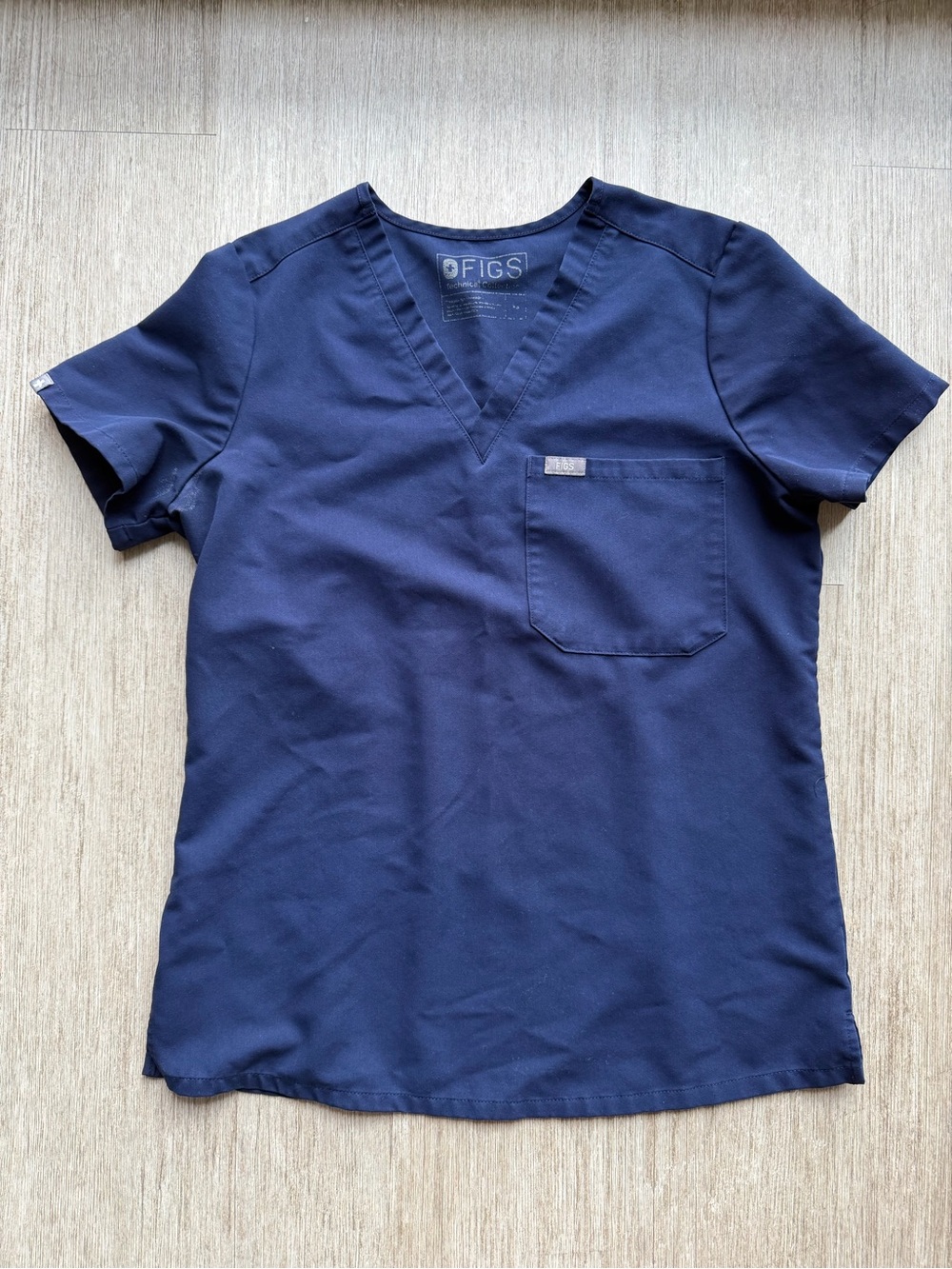 Figs Catarina Scrub Top XS and Limited Edition Nepal Scrub Pants XSP, Navy - Picture 2 of 16